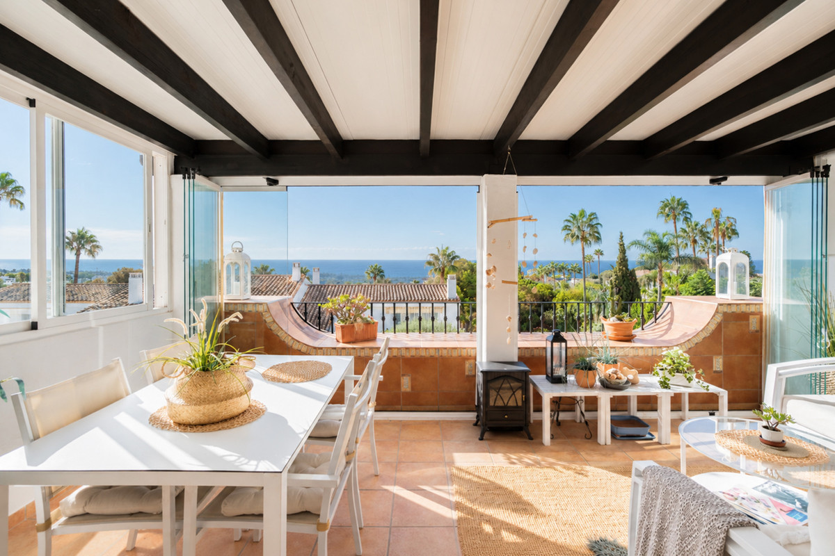 Penthouse for sale in El Paraiso