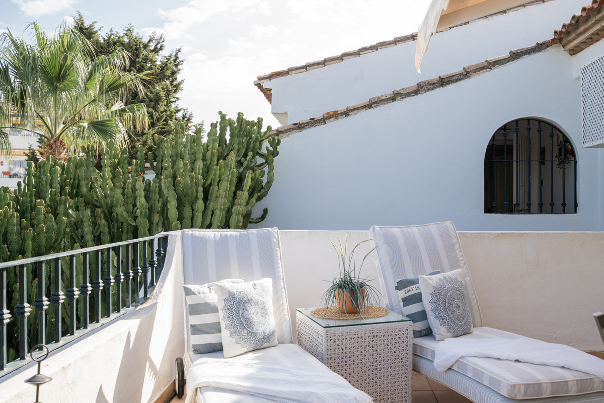 Penthouse for sale in El Paraiso