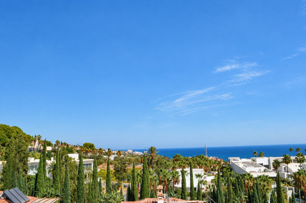 Penthouse for sale in Fuengirola