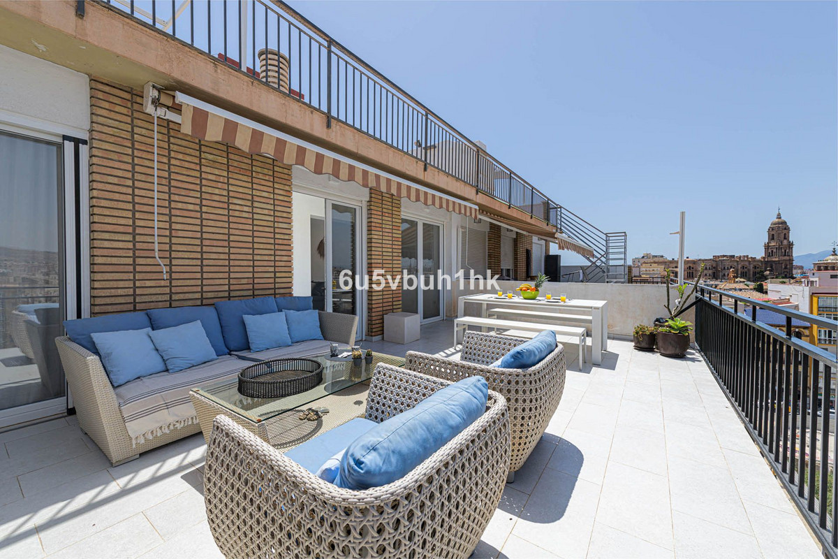 Penthouse for sale in Málaga