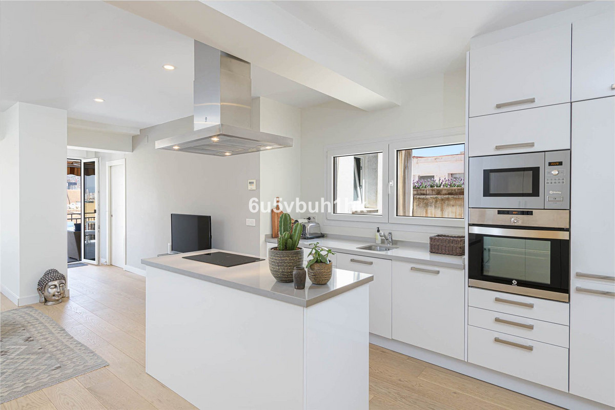 Penthouse for sale in Málaga