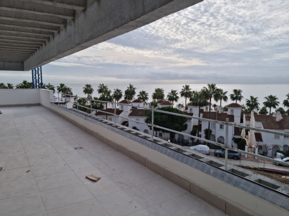 Penthouse for sale in Mijas