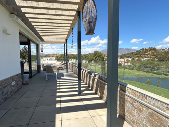 Penthouse for sale in Mijas