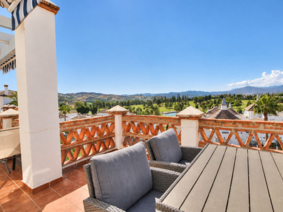 Penthouse for sale in Mijas