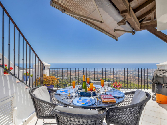 Penthouse for sale in Mijas