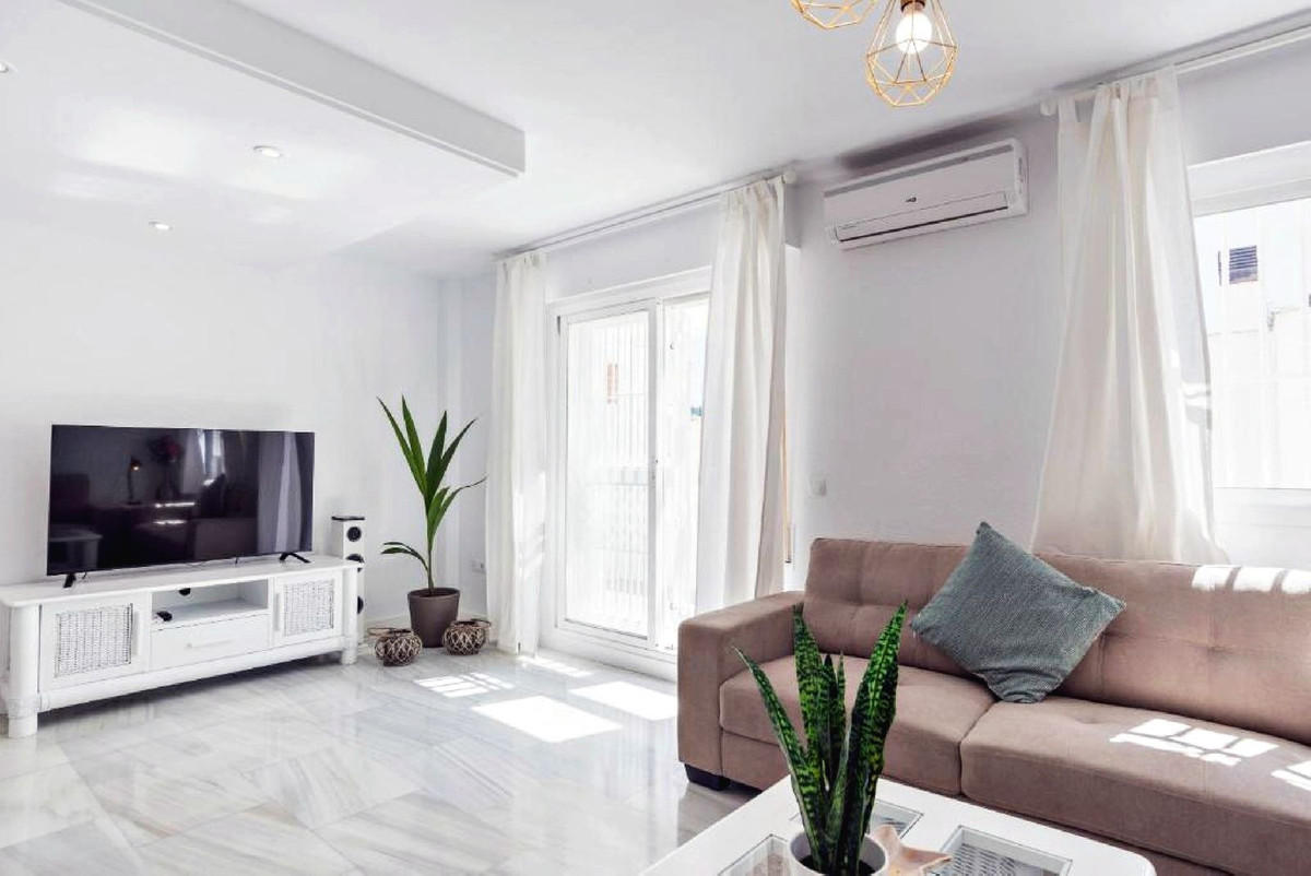 Semi-Detached House for sale in Benalmadena