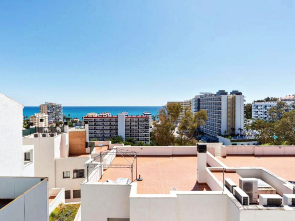 Semi-Detached House for sale in Benalmadena