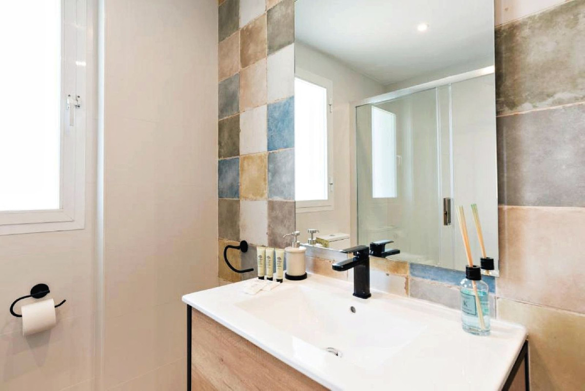 Semi-Detached House for sale in Benalmadena
