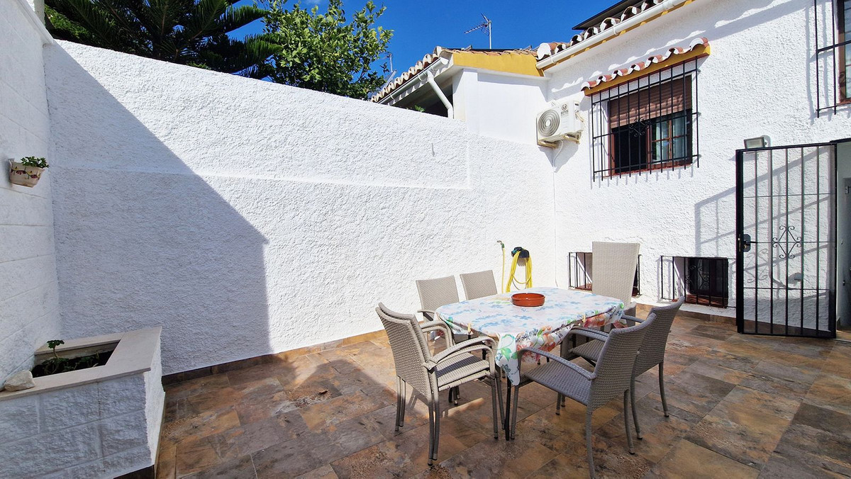 Semi-Detached House for sale in Benalmadena