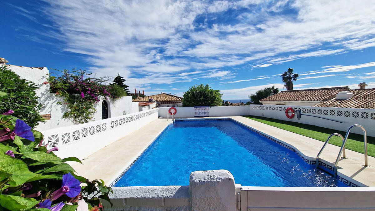Semi-Detached House for sale in Benalmadena