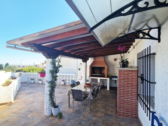 Semi-Detached House for sale in Benalmadena
