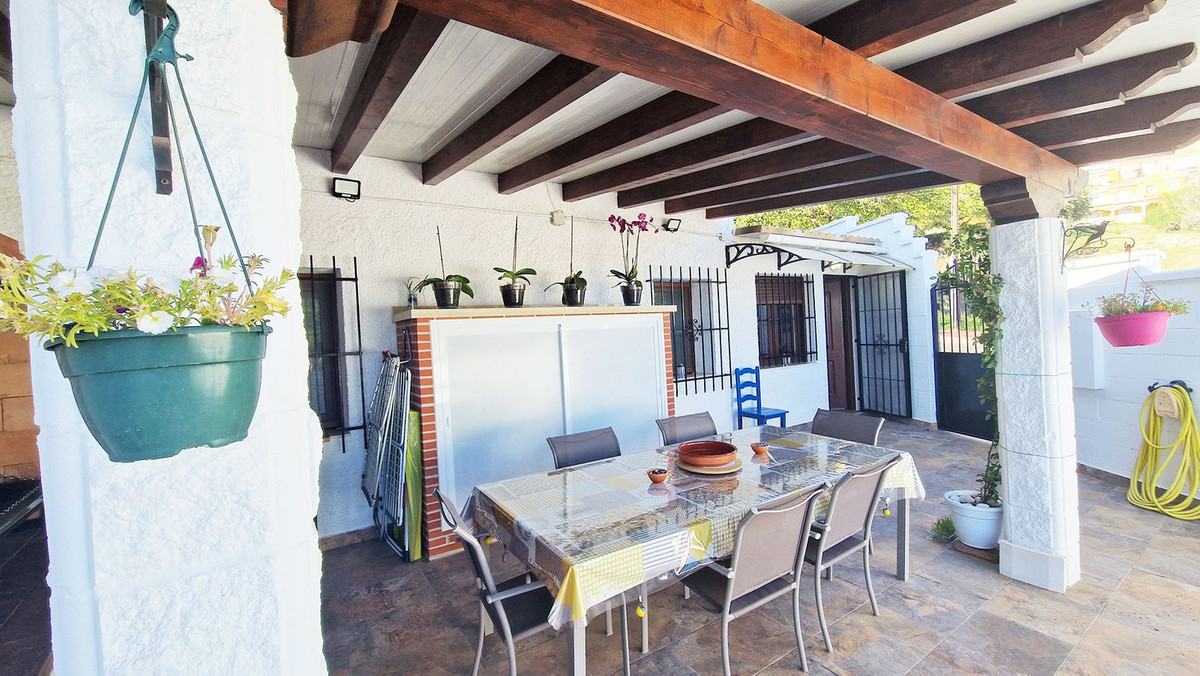 Semi-Detached House for sale in Benalmadena