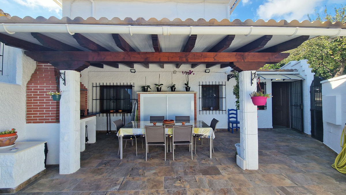 Semi-Detached House for sale in Benalmadena