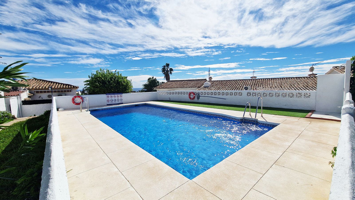 Semi-Detached House for sale in Benalmadena