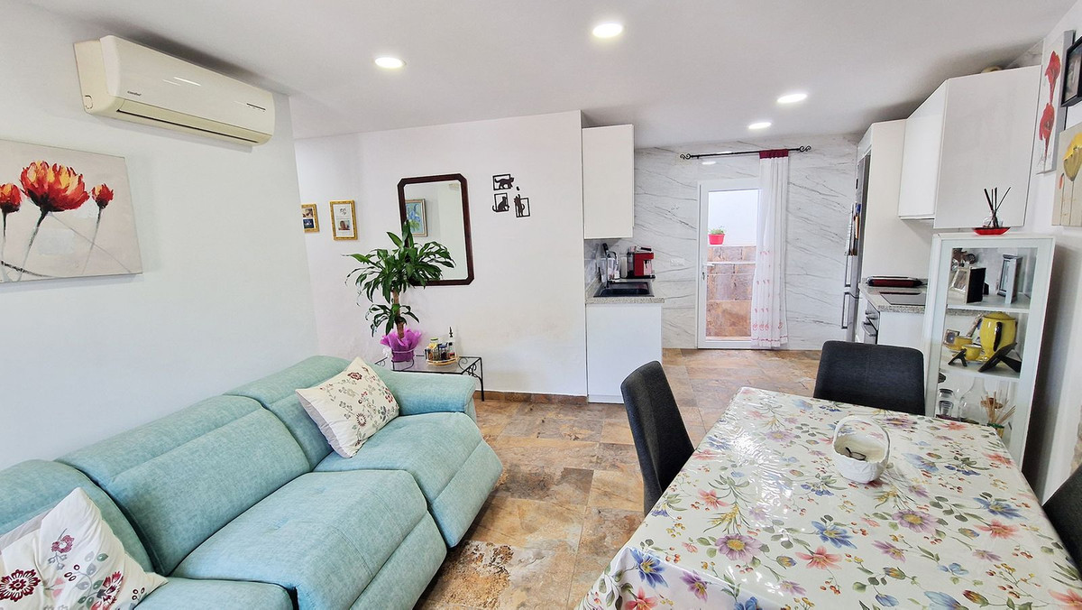Semi-Detached House for sale in Benalmadena