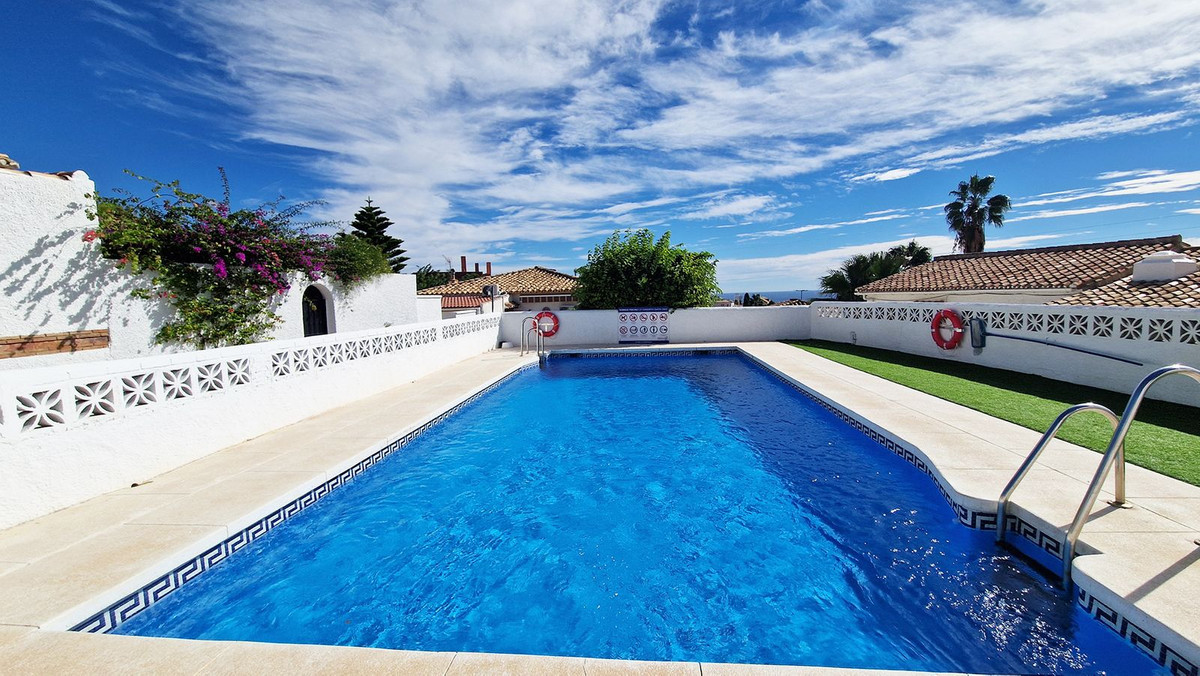 Semi-Detached House for sale in Benalmadena