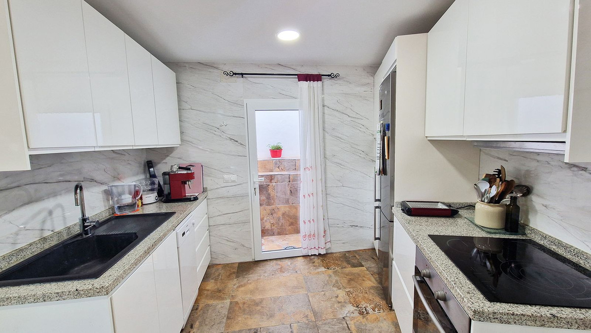 Semi-Detached House for sale in Benalmadena