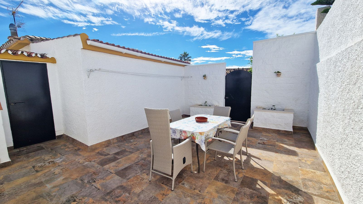 Semi-Detached House for sale in Benalmadena