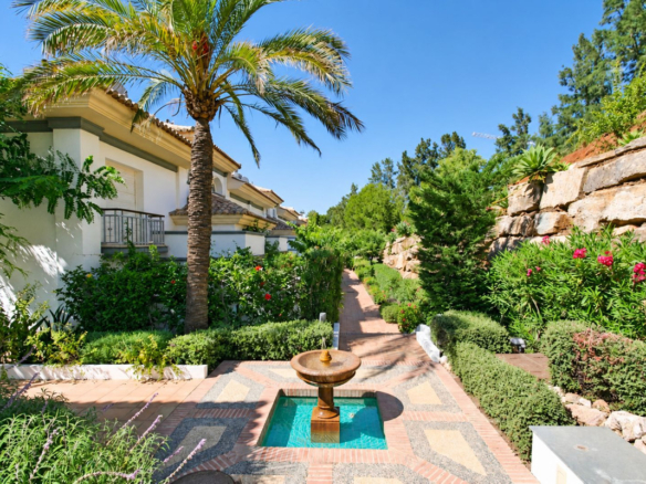 Semi-Detached House for sale in Mijas