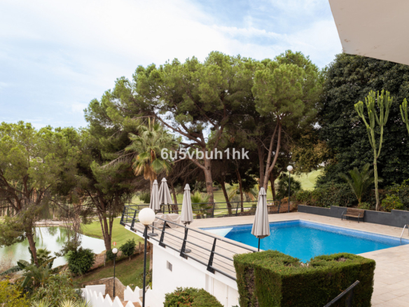 Townhouse for sale in Benalmadena