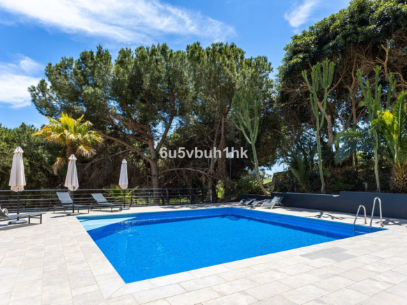 Townhouse for sale in Benalmadena