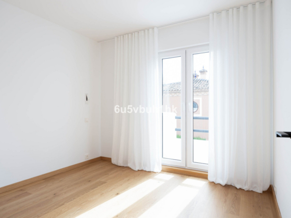 Townhouse for sale in Estepona