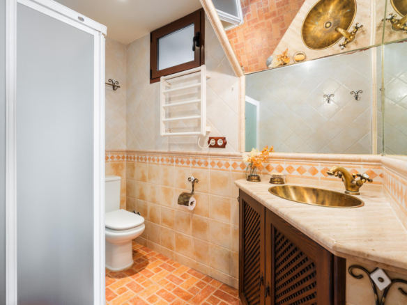 Townhouse for sale in Istán