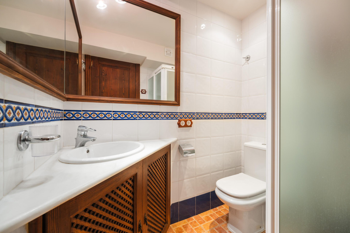 Townhouse for sale in Istán
