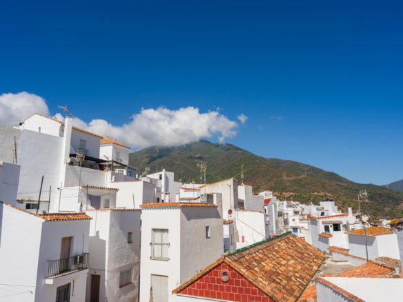 Townhouse for sale in Istán