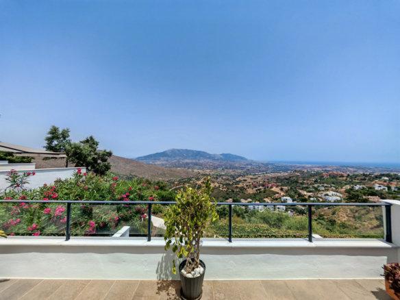 Townhouse for sale in Marbella
