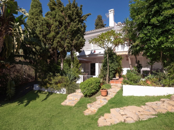 Townhouse for sale in Marbella