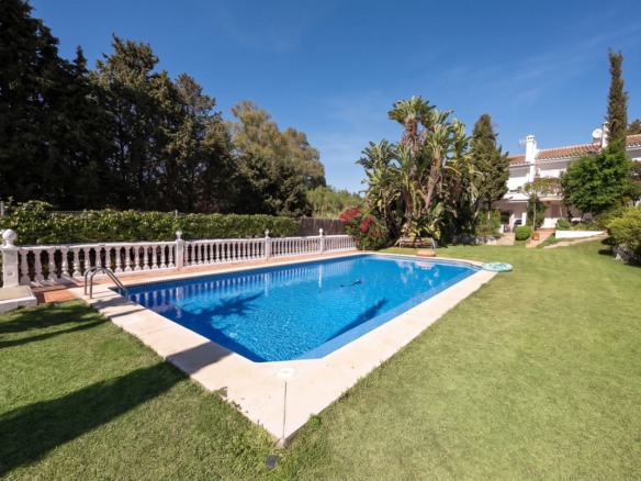 Townhouse for sale in Marbella