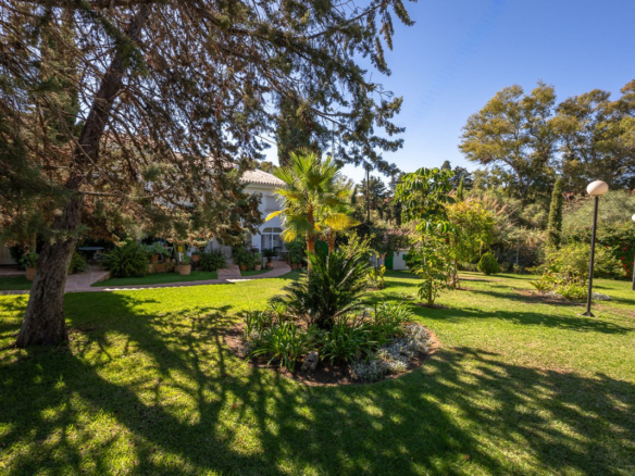 Townhouse for sale in Marbella