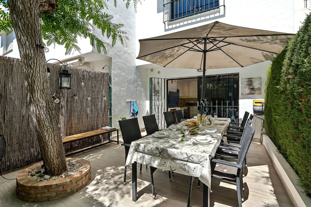 Townhouse for sale in Marbella