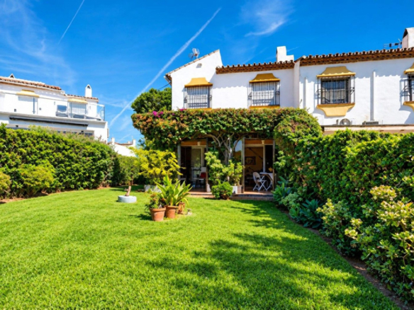 Townhouse for sale in Mijas