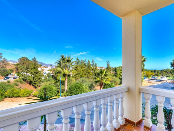 Townhouse for sale in Mijas