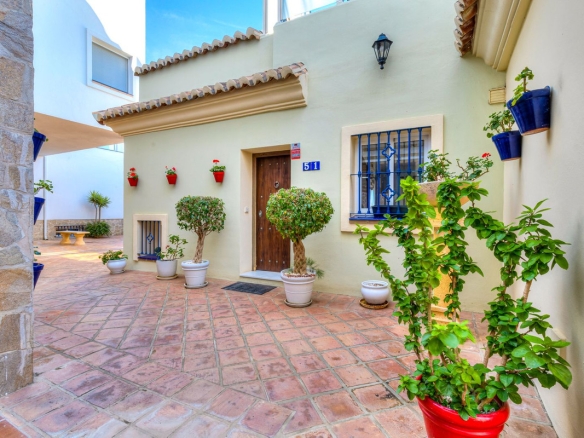 Townhouse for sale in Mijas