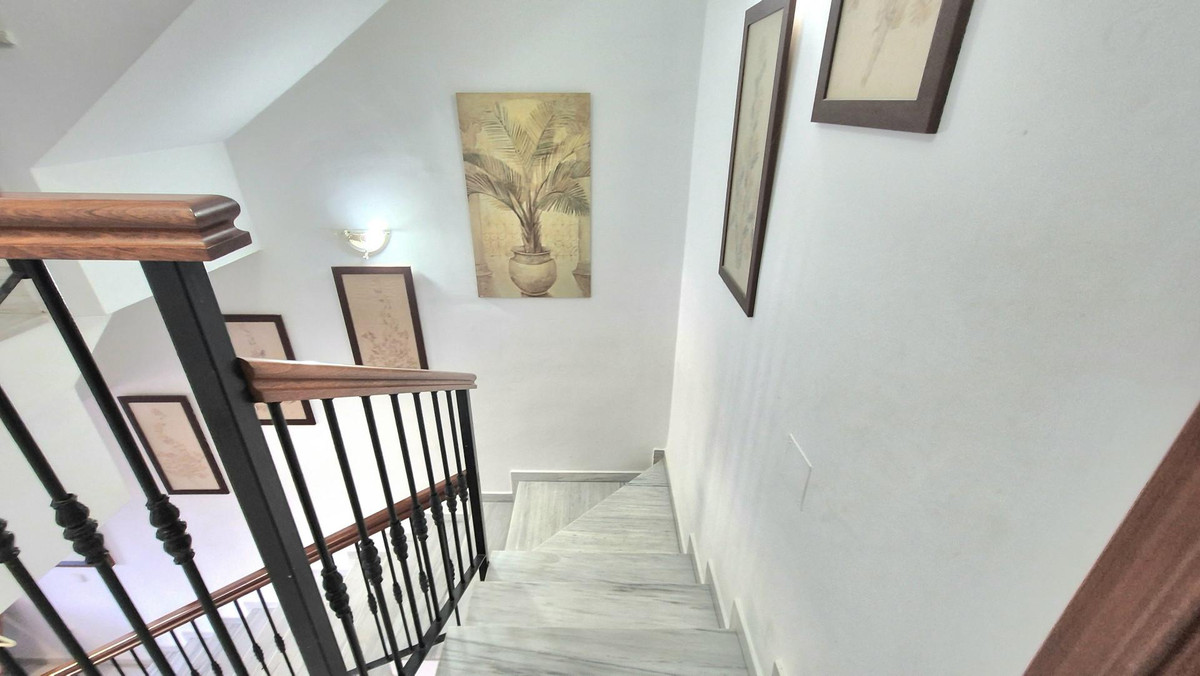 Villa for sale in Alhaurín el Grande