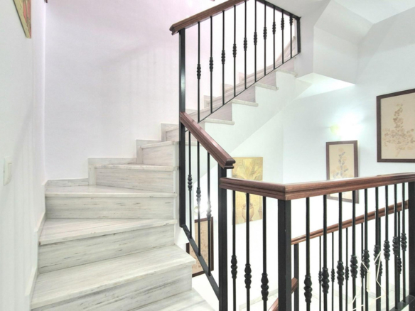 Villa for sale in Alhaurín el Grande