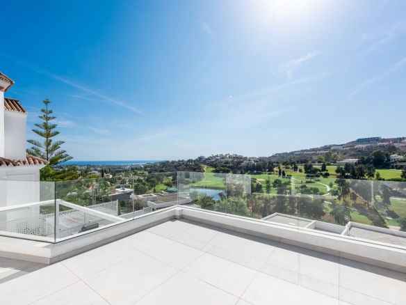 Villa for sale in Benahavís