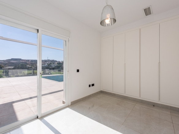 Villa for sale in Benahavís