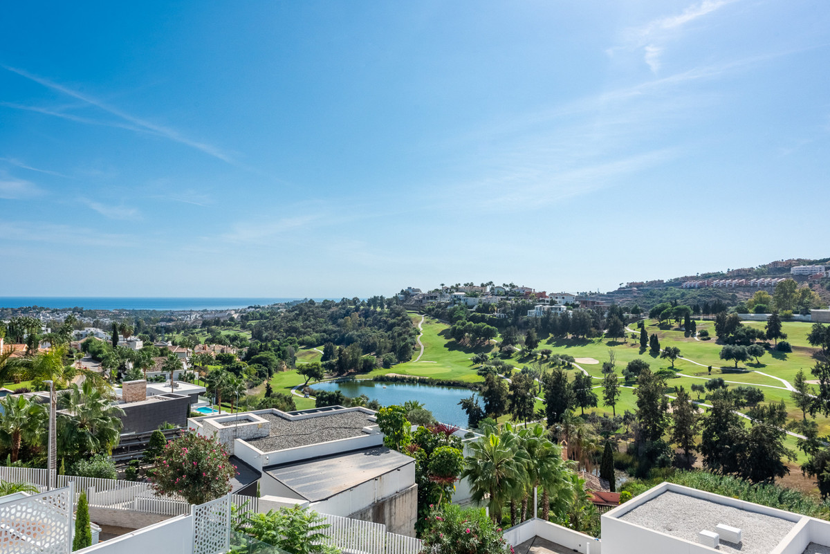 Villa for sale in Benahavís