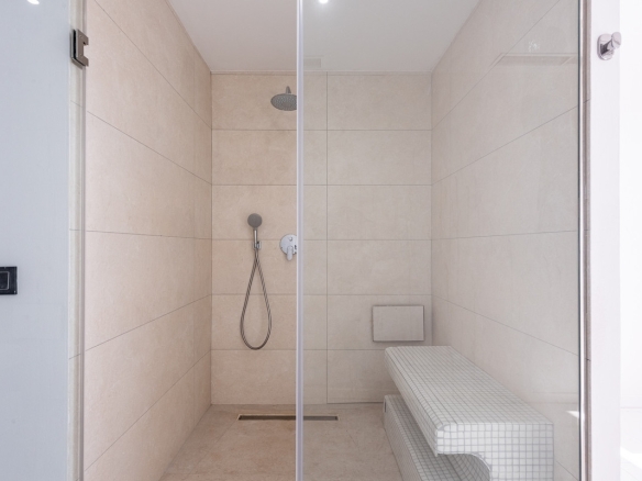Villa for sale in Benahavís