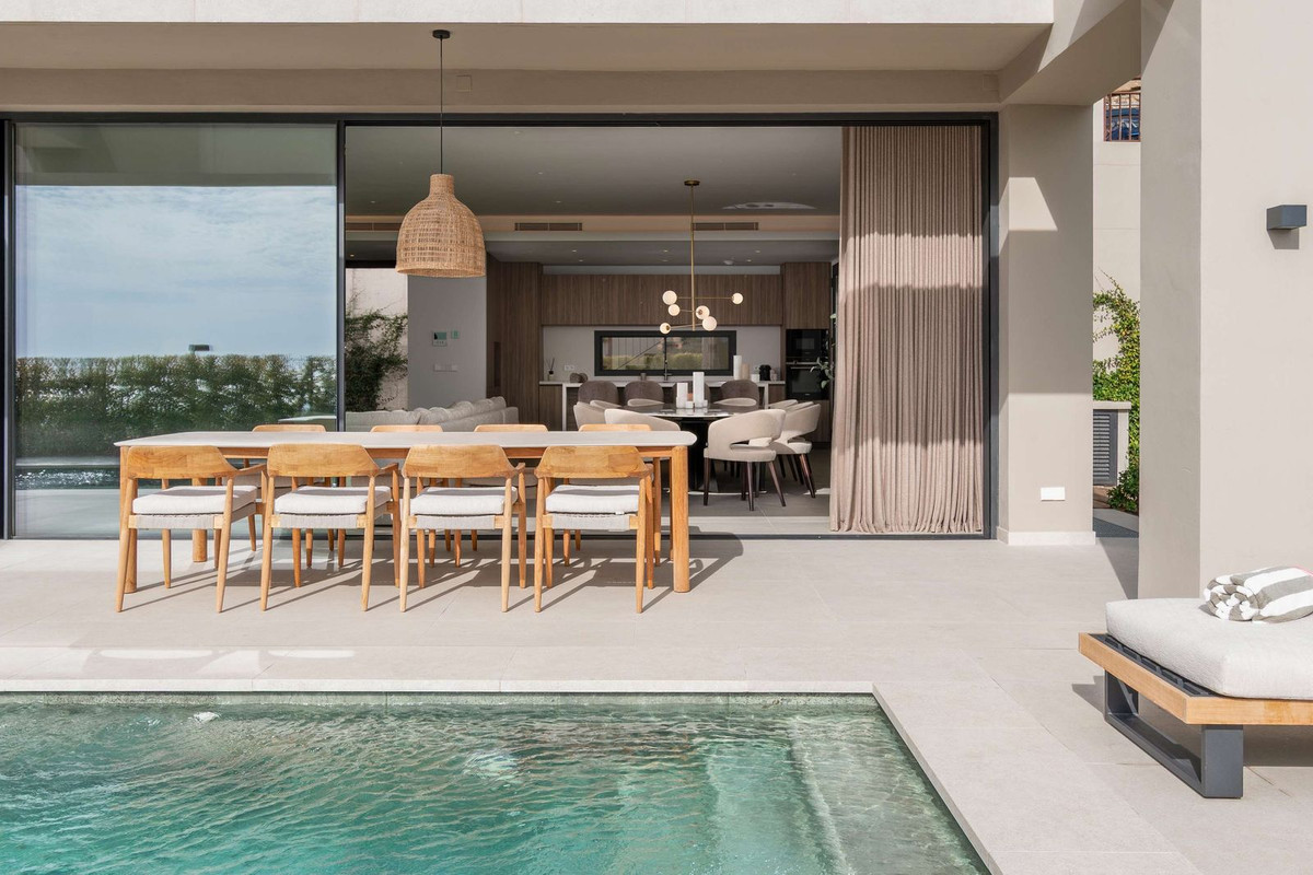 Villa for sale in Benahavís