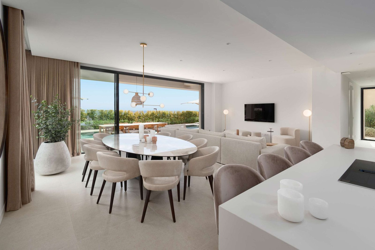 Villa for sale in Benahavís
