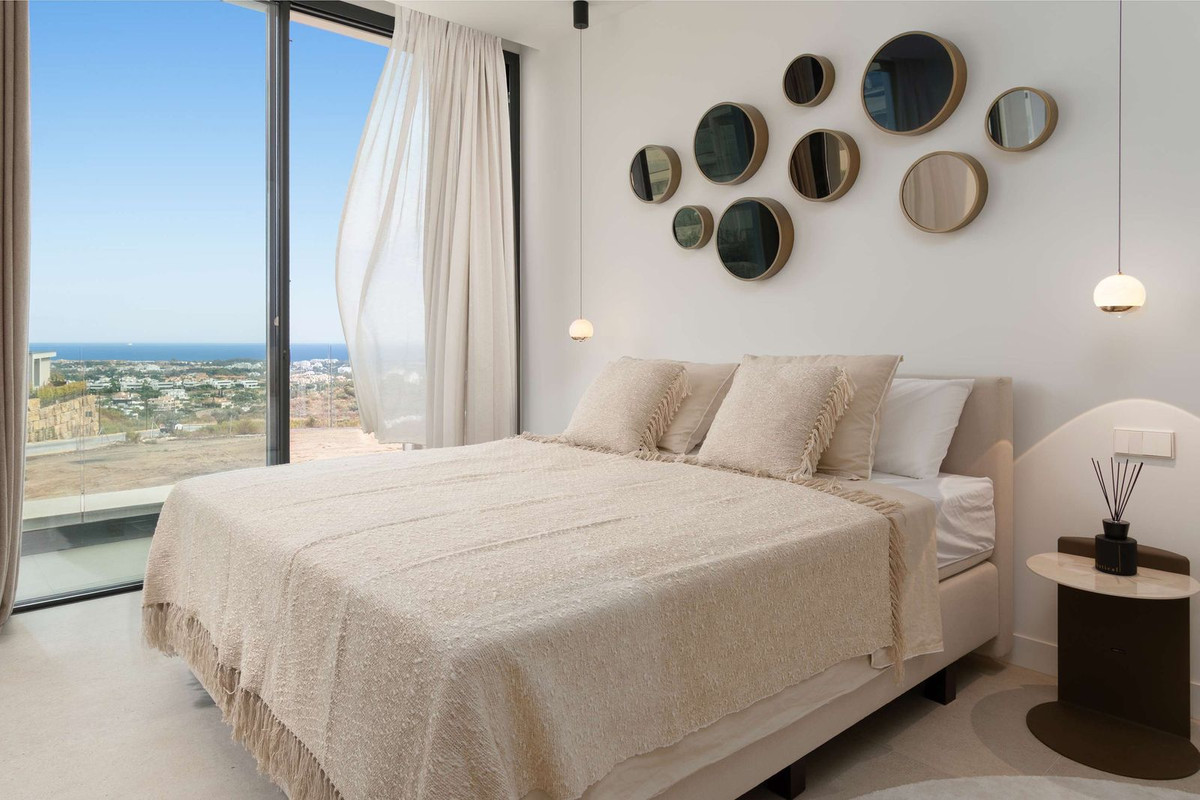 Villa for sale in Benahavís