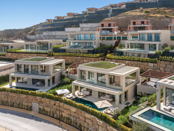 Villa for sale in Benahavís