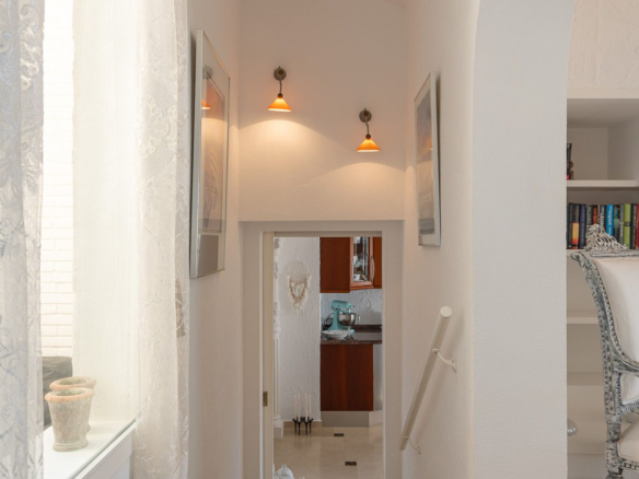 Villa for sale in Benalmadena