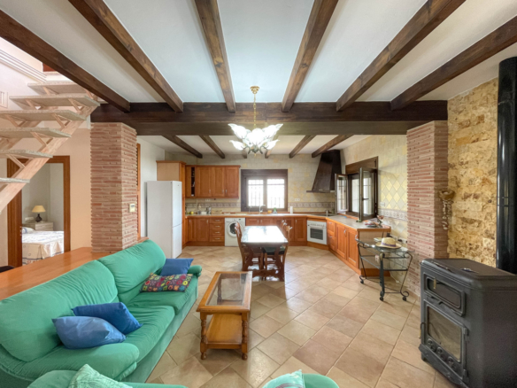 Villa for sale in Coín