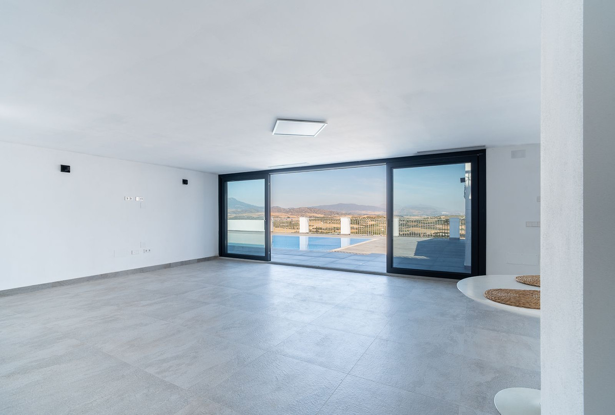 Villa for sale in Coín